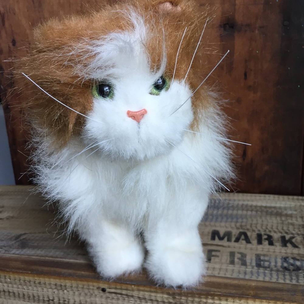 Fur Real Friends cat Meows & purrs stuffed animal